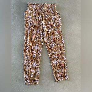 aerie jungle thrills floral crinkle pants